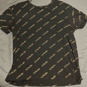 LUXURY T-SHIRT
